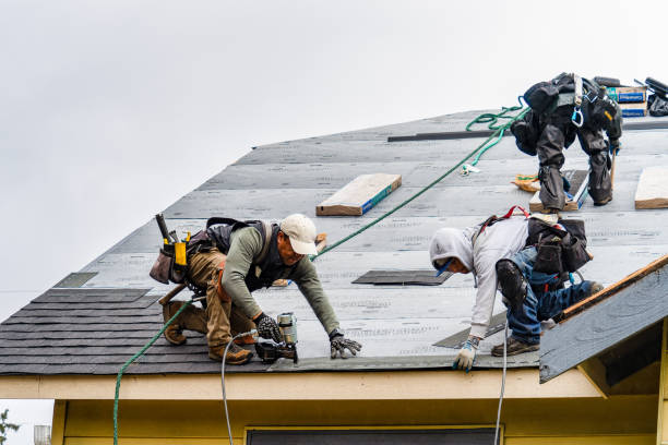 Professional Gutter Installation technician working in Warwick, NY